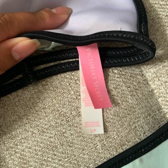 Victoria’s Secret Bikini Set - Picture 2 of 3